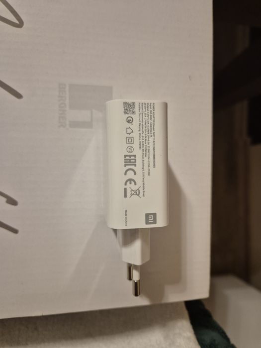 POCO F3 Изключително запазен