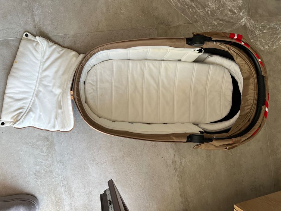 Кош за новородено Cybex Priam Fashion Lux Karolina Kurkova