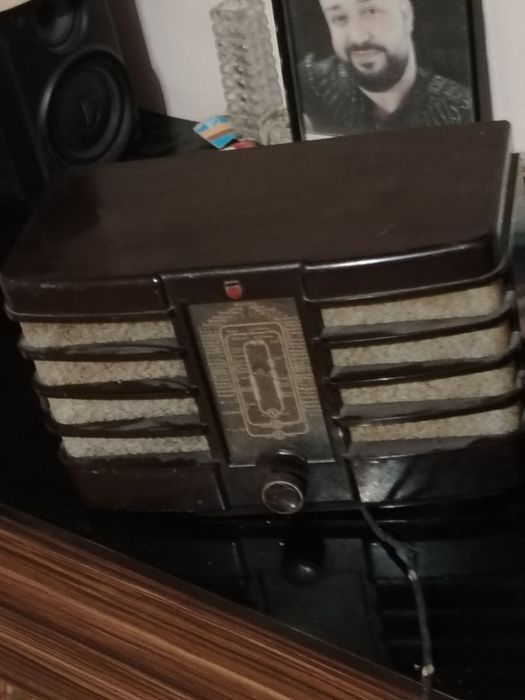 PHILIPS 215 A-19 Радио