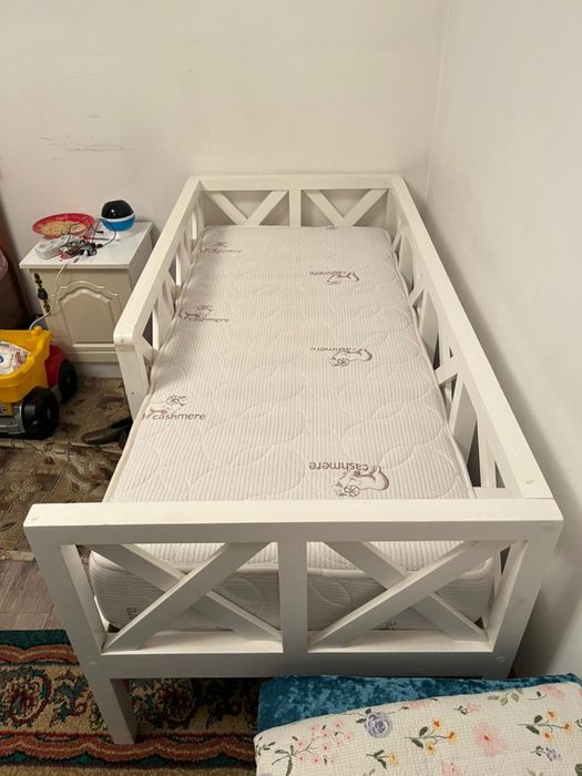 Кровать детская