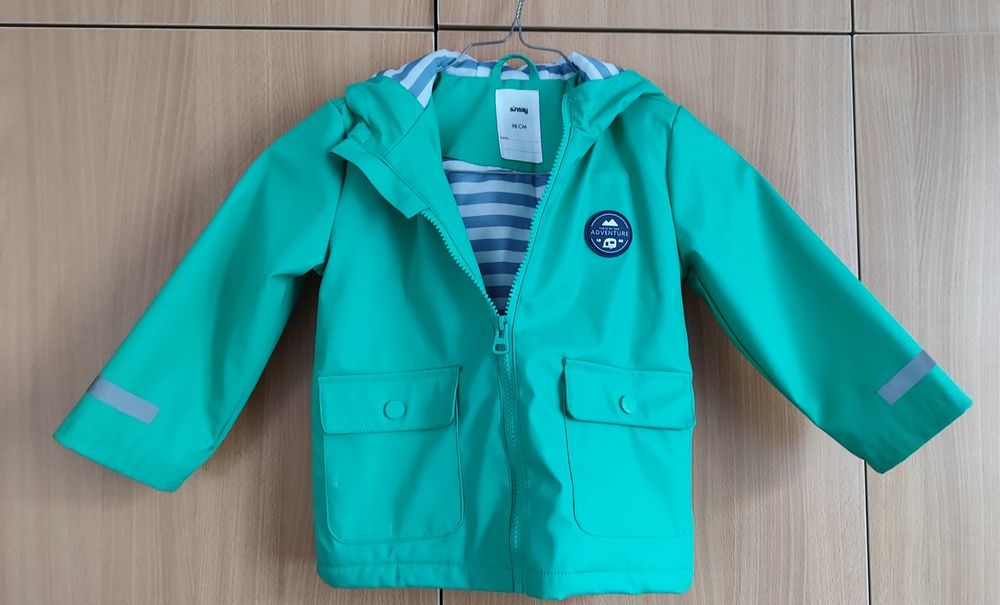 Детски дрехи якета, гащеризон