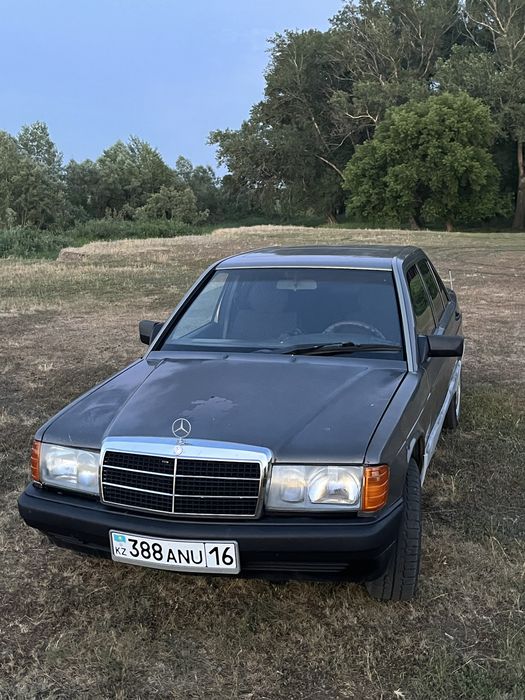 Продам мерс 190