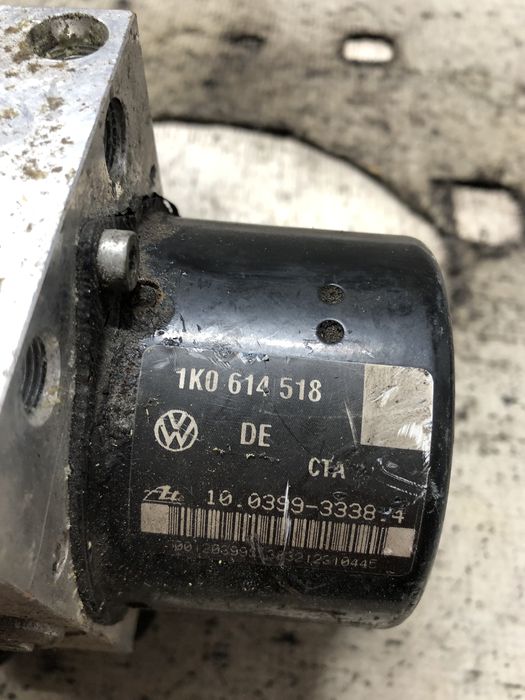 pompa abs volkswagen golf 5 2006