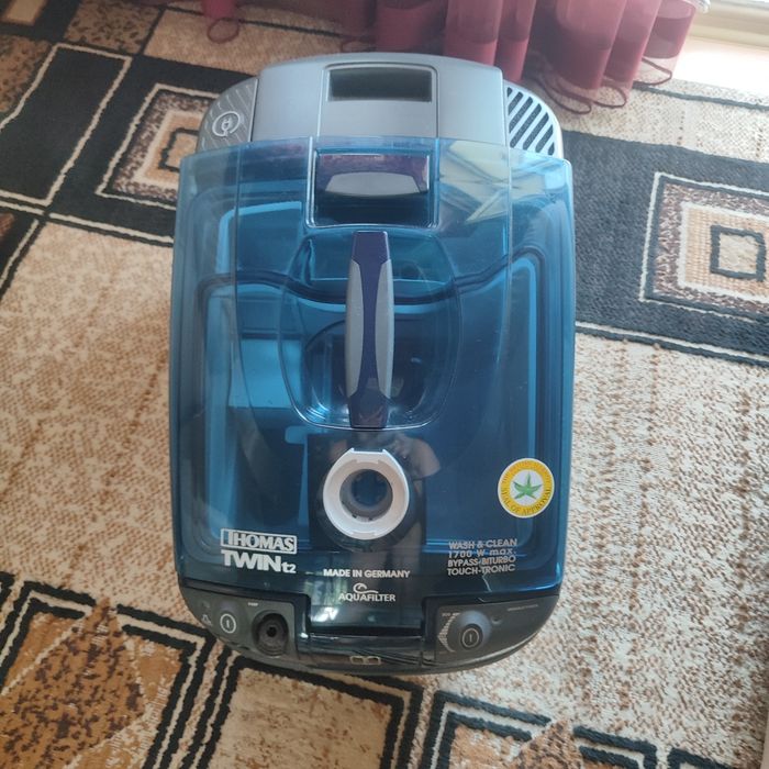 Продам моющий пылесос