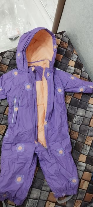 Продам комбинезон осень/весна