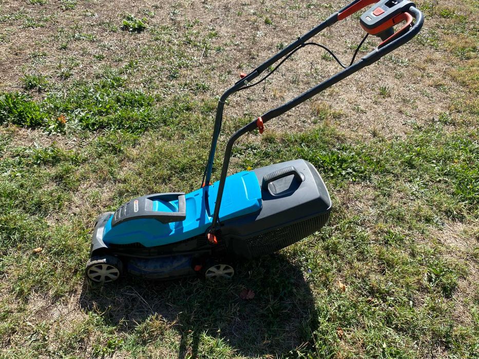 Електрическа косачка за трева