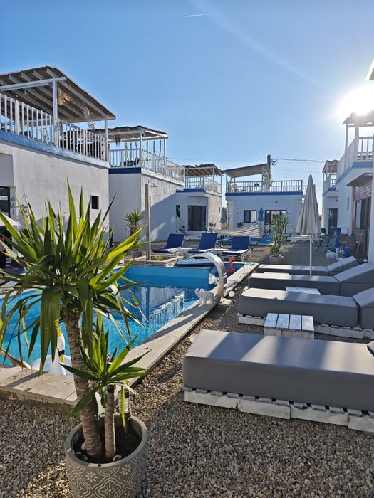 Nibiru Costinesti cazare bungalow casuta piscina vedere la mare
