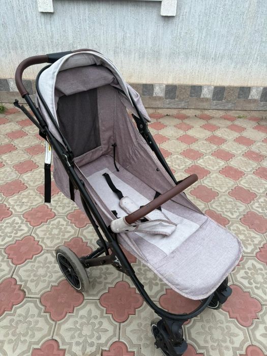 Детская коляска весна/лето