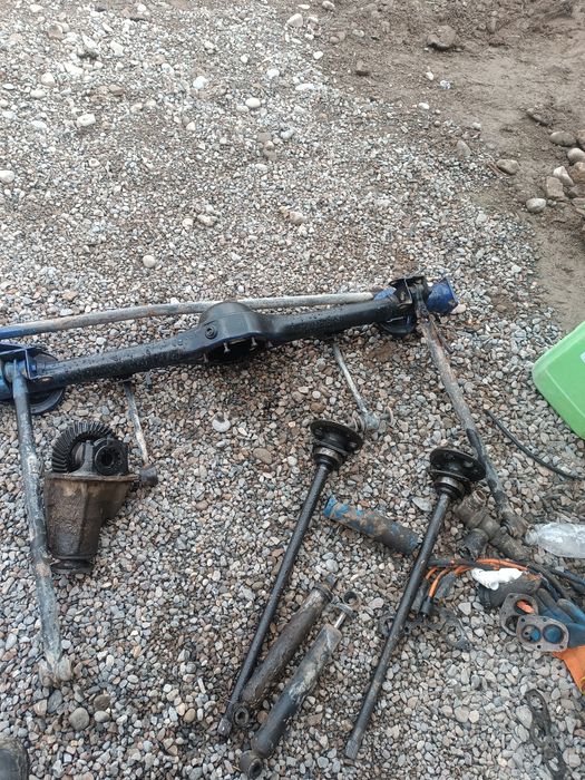 Заднимос, ва бошка ехтиёт ксимлар сотилади рабочи холатда редуктор ово