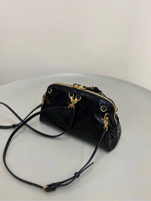 Geanta Miu Miu Pochette
