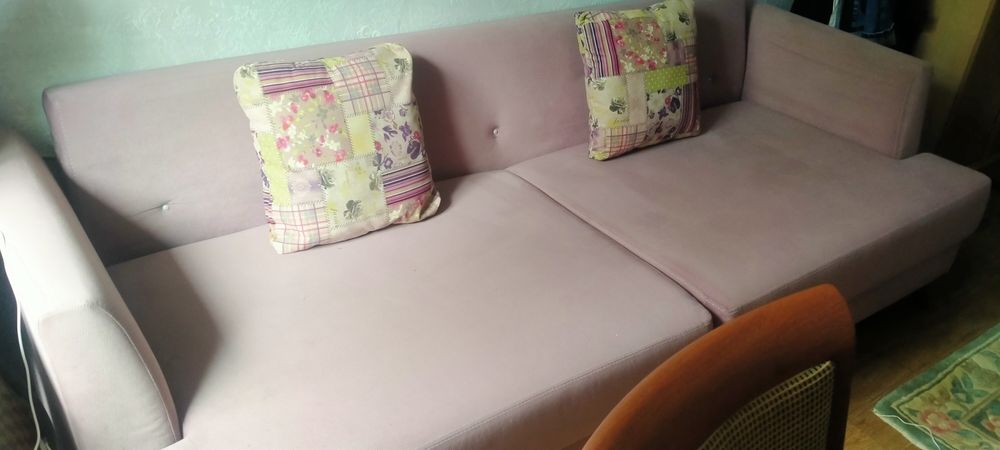 Мебель мягкая для гостинной