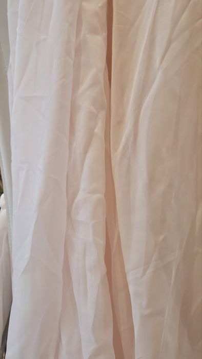 Продавам пердета - 200лв за целият комплект. Може и поотделно.