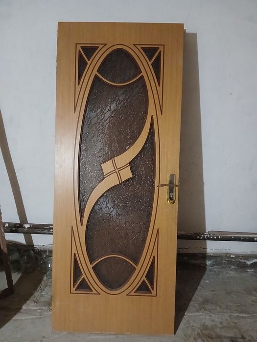 Продаётся дверь для дома 1,000тг