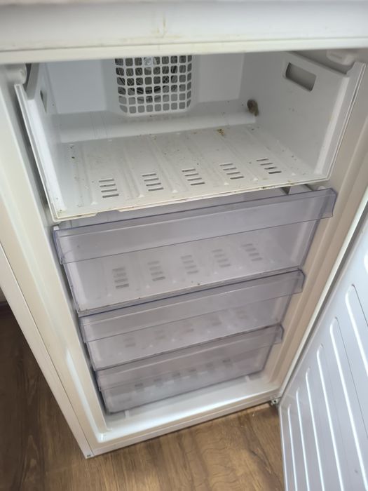 Продам холодилник