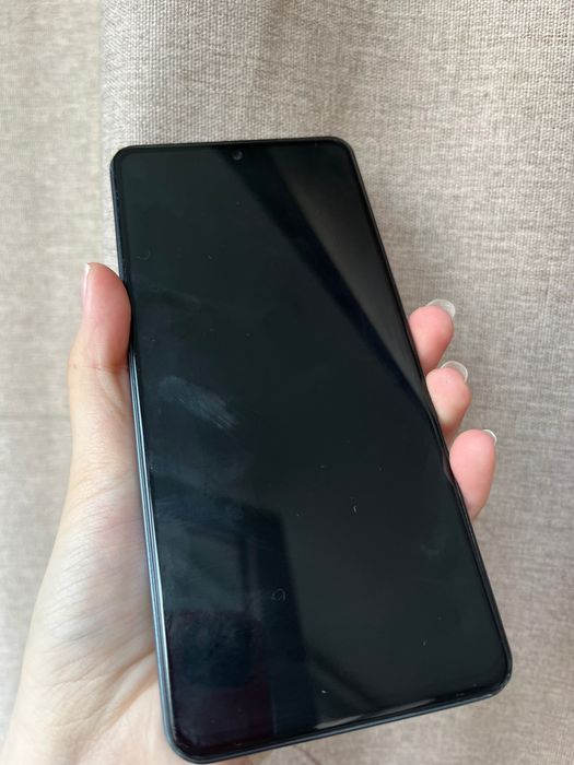Телефон Vivo V27e