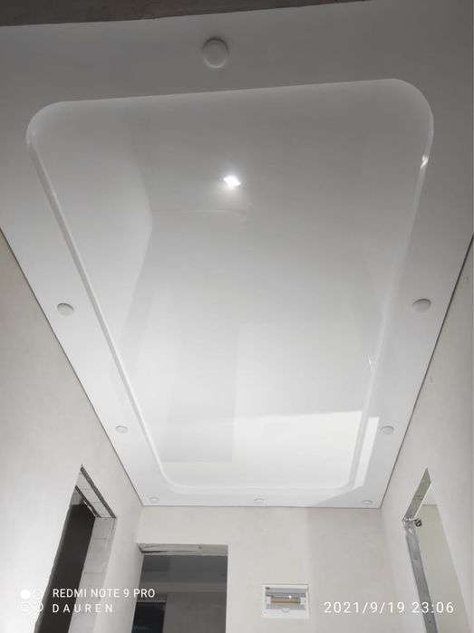 Натяжные потолки