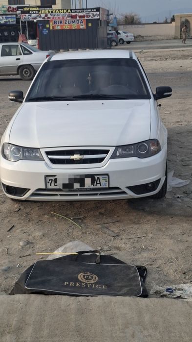 Нексия 2 топ тоза.50 минг юрди. супер канденсанер.