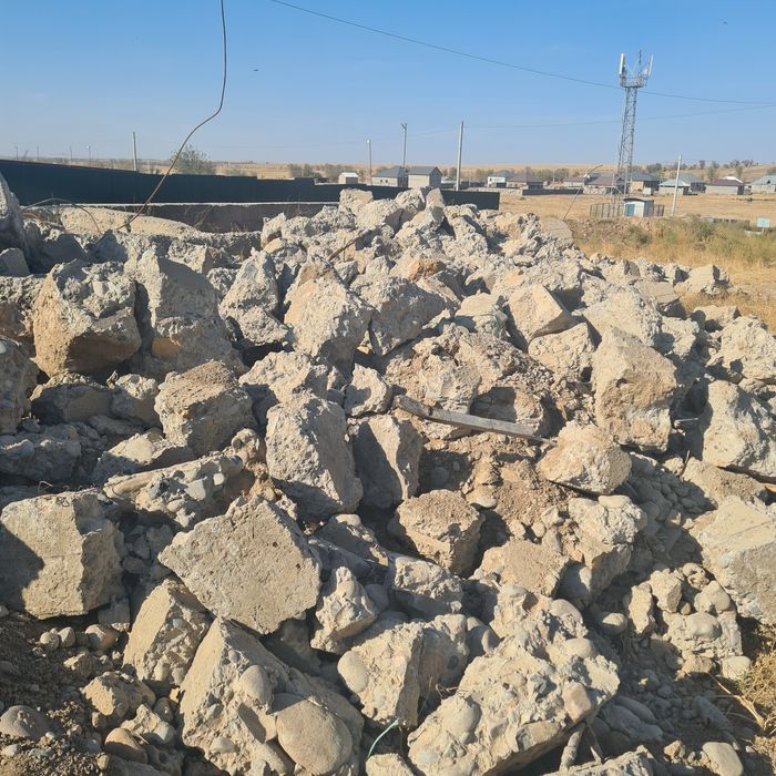 Блужник, Тас, для фундамента