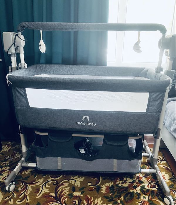 Детская кроватка маятник