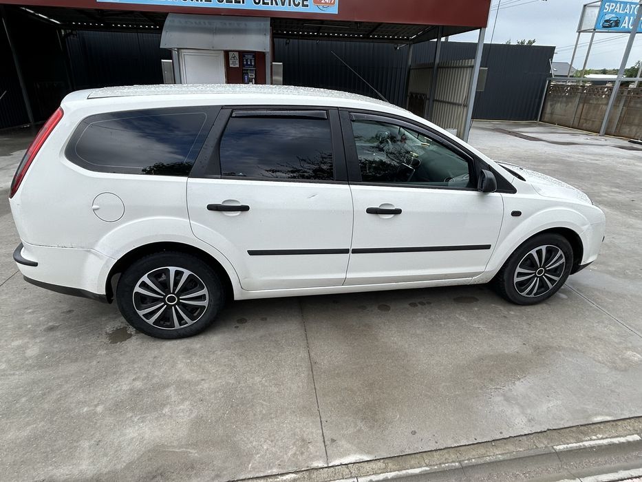 FORD Focus 2005 — imagine 4