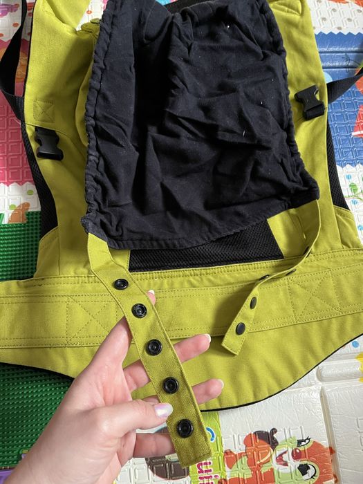 Marsupiu ergonomic Ergobaby