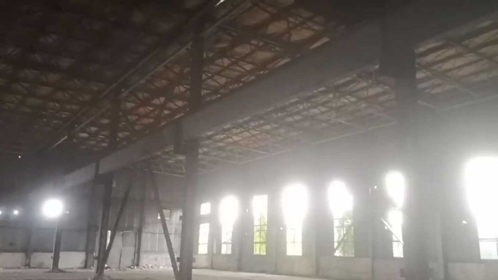 ХХХ Аренда склад 2250 м2 кран балка 12 т.  Сергелийский район