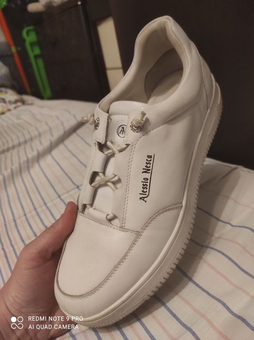 Кроссовки  коженные