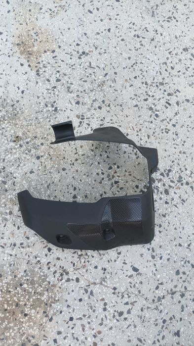 Части и аксесоари за мотори, нови и втора употреба.