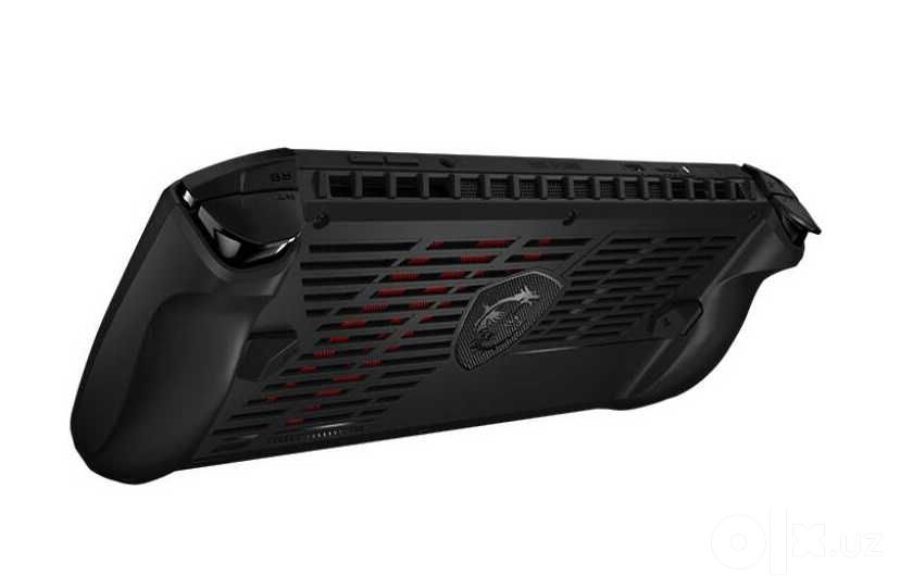 Портативная консоль MSI Claw A1M-247UZ (Ultra 5 135H / 16GB / 512GB)