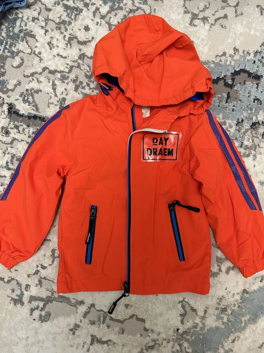 Продается детские куртки для мальчика