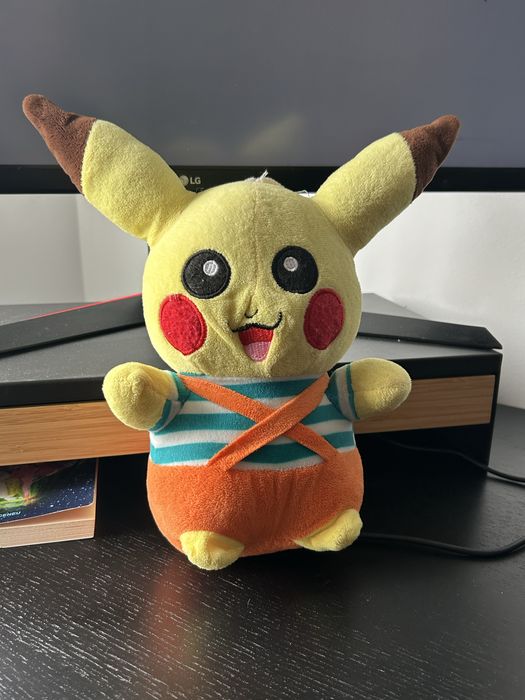 Pluș Pikachu (Pokemon)
