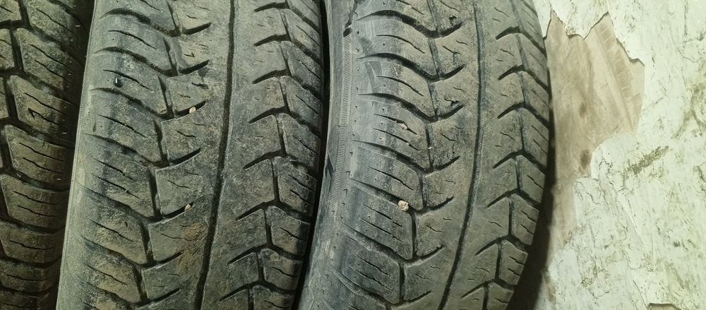 Продам резину 13с