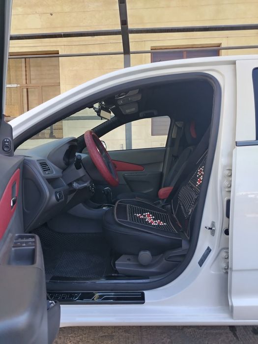 Yangi 2025 yil koblt midnayt sotiladi