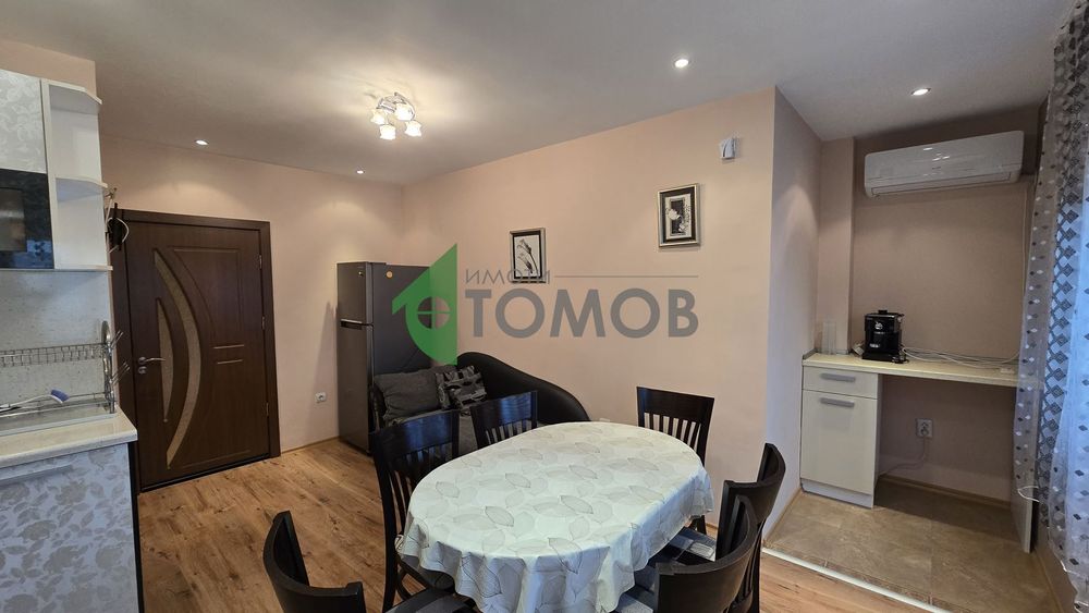 Двустаен апартамент с бокс под наем в кв. Опълченски