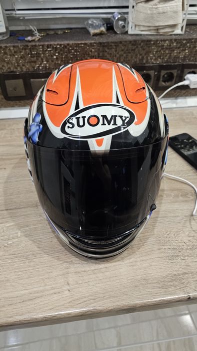 Каска suomy размер M