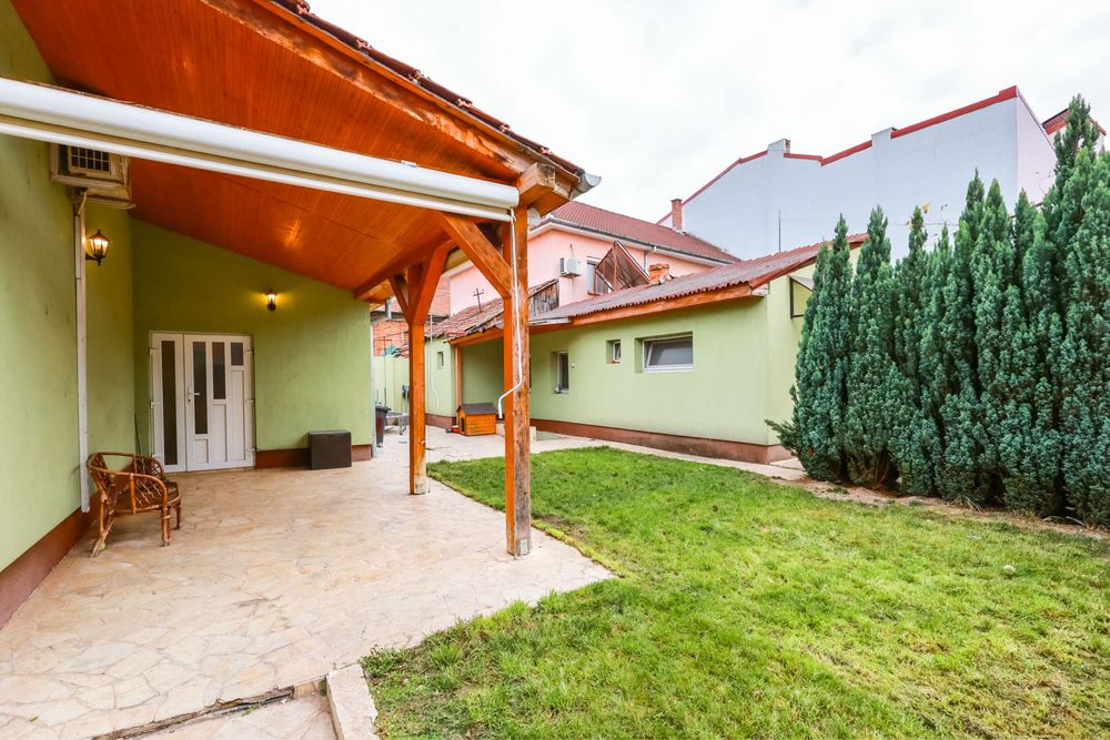 Casa ultracentral in Oradea, de inchiriat