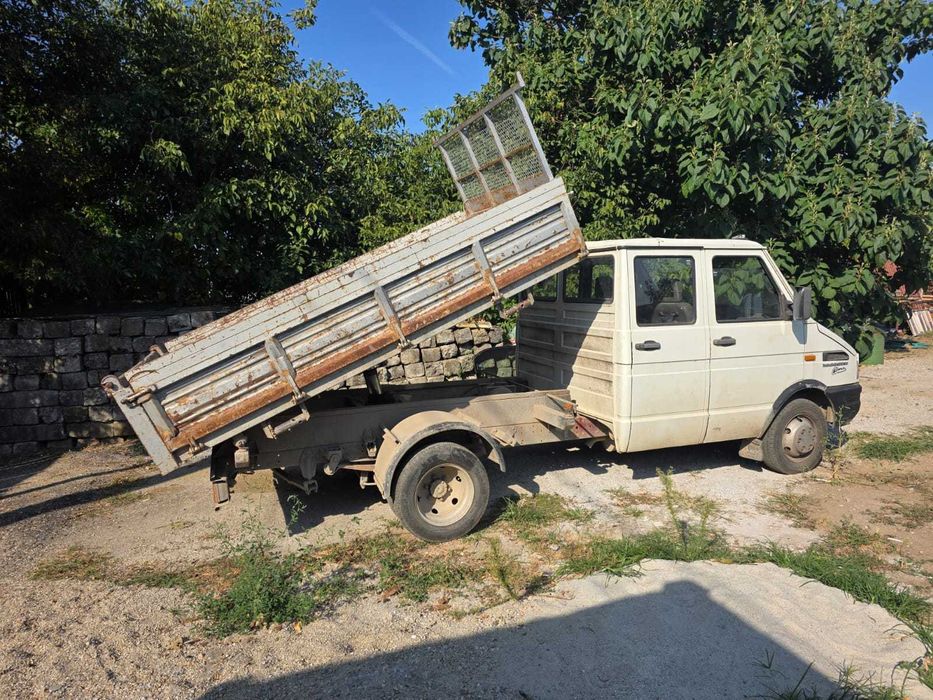 Vand Iveco Daily basculabil 3 parti