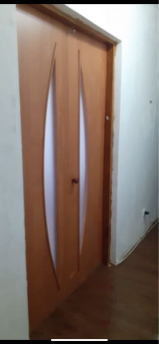 Продам межкомнатные двери