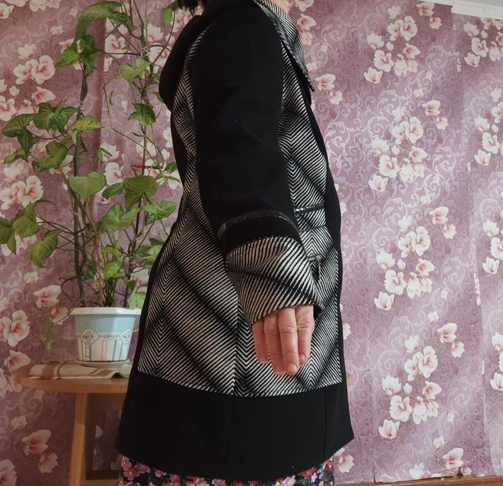 пальто  женское  приталенное