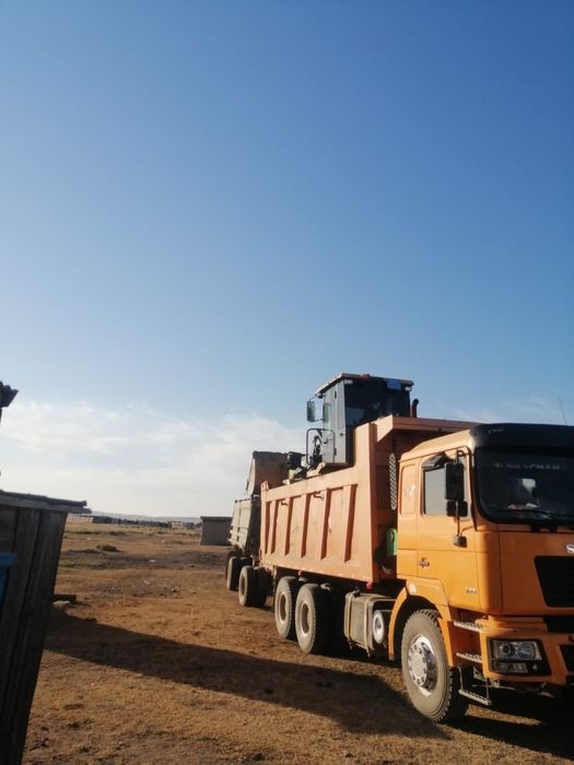 Услуги самосвала Шансиман 25т, 50т