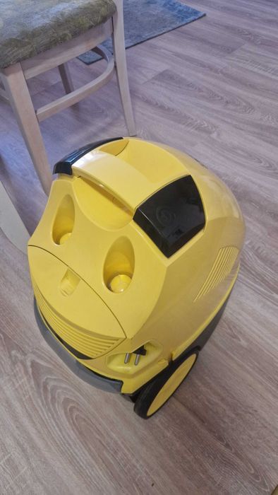 Прахосмукачка с воден филтър Karcher DS 5500