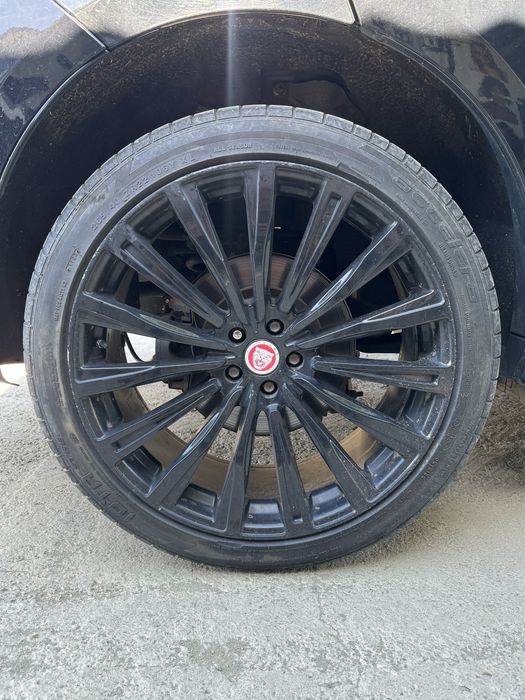 Jante jaguar F pace R Sport 265 40 R22 5x108