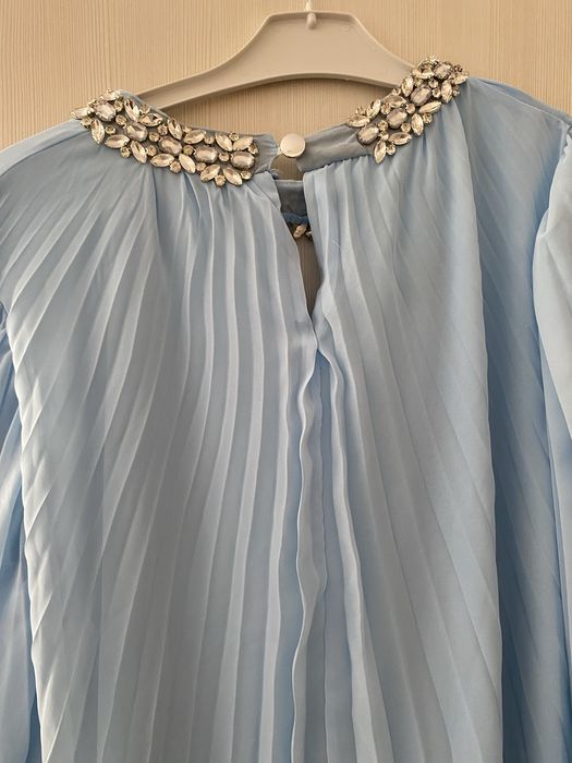 Светло синя рокля