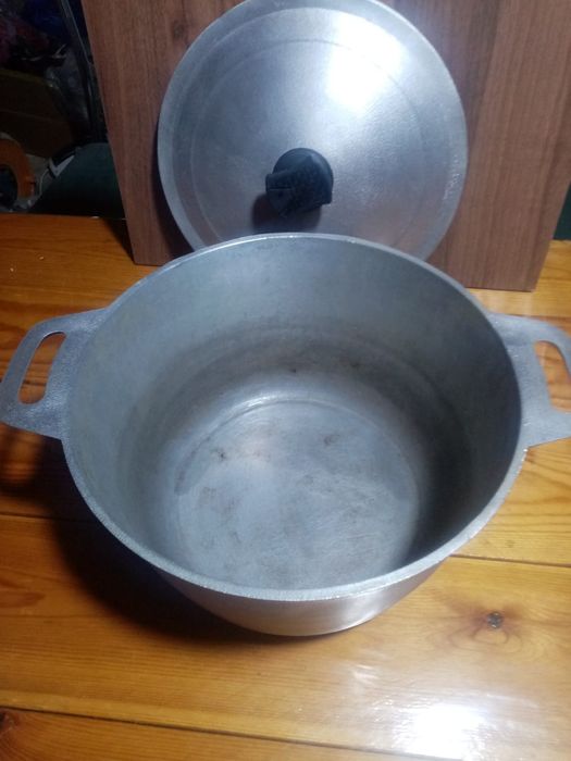 Казан новый 10 литров+ подарок