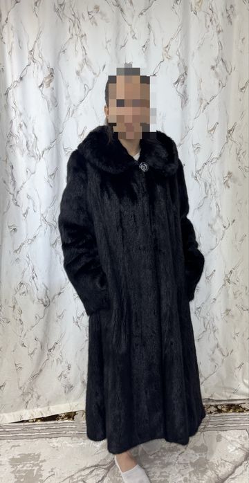 Продам норковую шубу