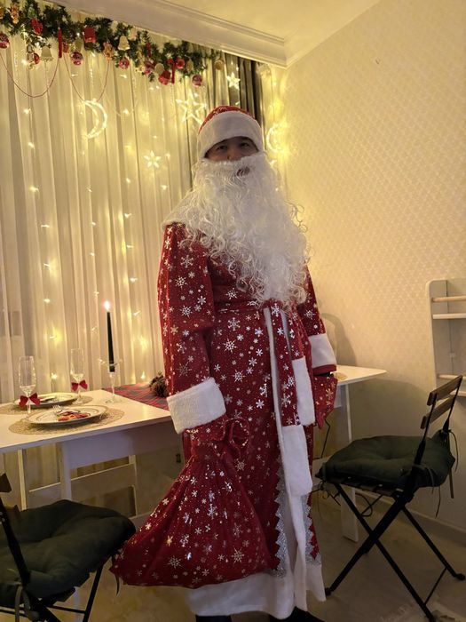 Аренда костюма Деда Мороза и Снегурочки