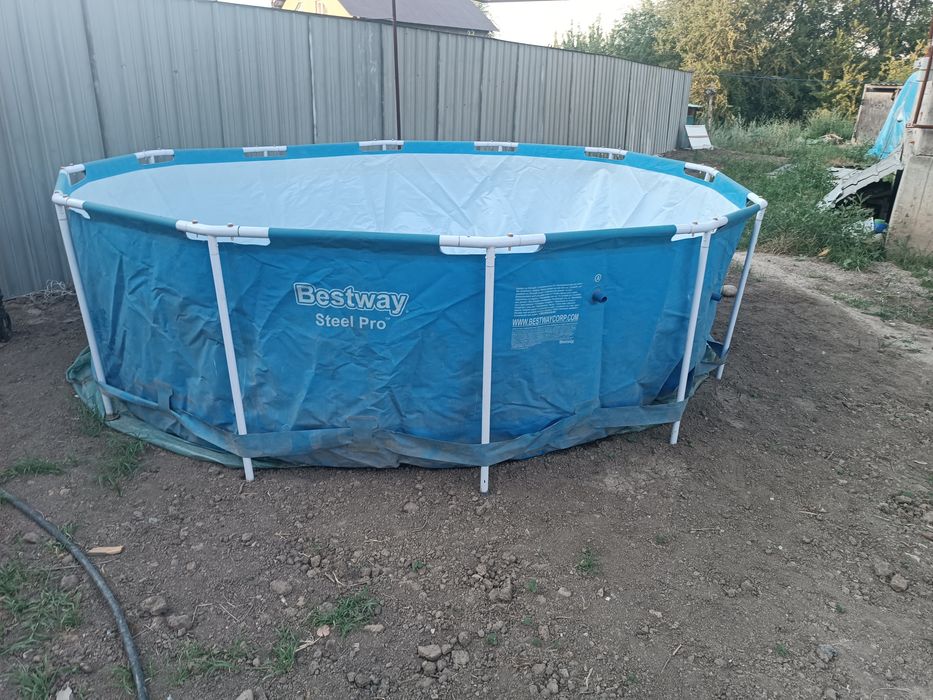 Продам басейн диаметр 3.6