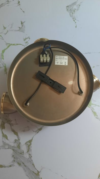 Люстра. Металл. Б/у немного.