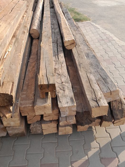 Lemn vechi de stejar și brad