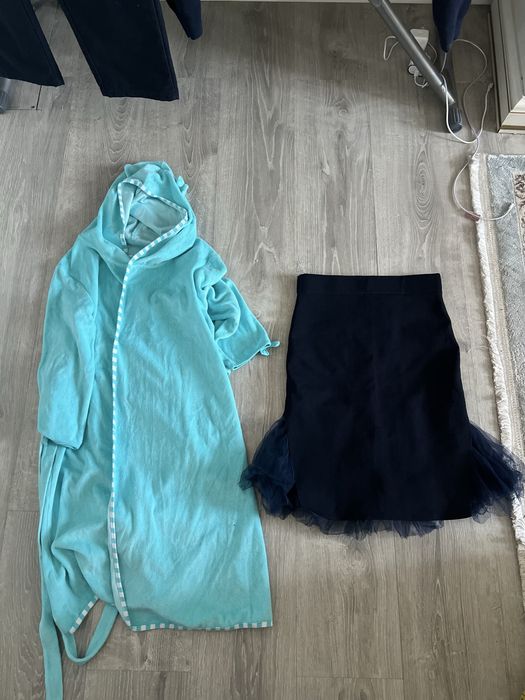 Халат и школьная юбка 5 тыс за все